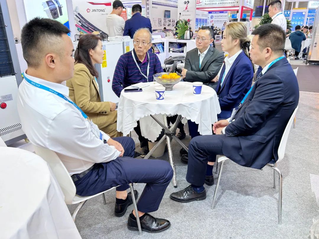 1700105122595395.jpg 640 (6).jpg