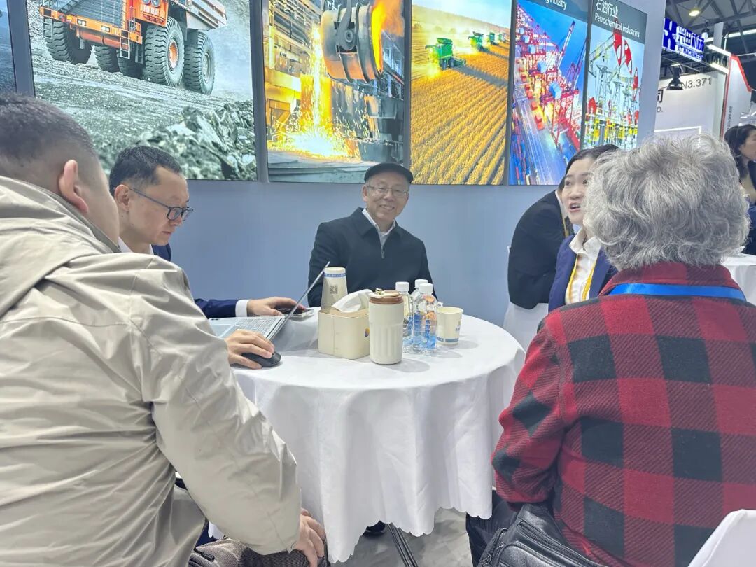 1763032826820631.jpg 1762334395840242.jpg